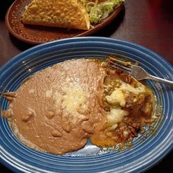 Juan Y Los Tres Garcias - Chile Releno, beans, taco and Guacamole salad
