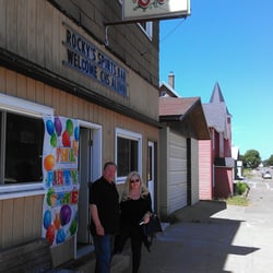 Rocky's Bar - The front door.