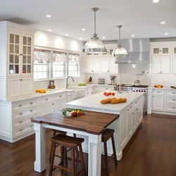 Kuche+Cucina - Transitional kitchen in Warwick, NY