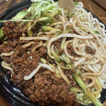 Dumpling Kitchen Express - Noodles with black bean sauce - Dim Sum Near Me - Castro Valley, California Dumpling Kitchen Express - Noodles with black bean sauce - Dim Sum Near Me - Castro Valley, California