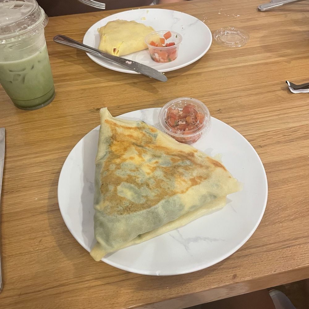 Luna Bakery Cafe - Bistro Chicken Crepe - Cafes Near Me - Cleveland, Ohio Luna Bakery Cafe - Bistro Chicken Crepe - Cafes Near Me - Cleveland, Ohio