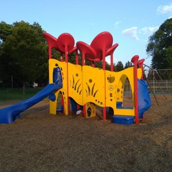 Maple Street Park - Playground area