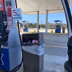 AAFES - Come on AAFES gas station!