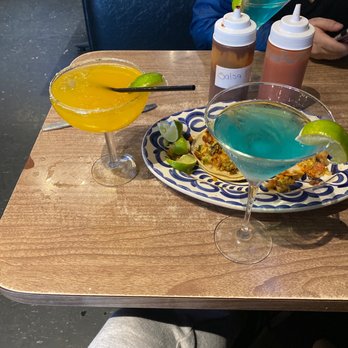RR6 Kitchen & Bar - Best drinks in downtown Framingham!!! Also the most friendly staff! - Bars Near Me - Framingham, Massachusetts RR6 Kitchen & Bar - Best drinks in downtown Framingham!!! Also the most friendly staff! - Bars Near Me - Framingham, Massachusetts