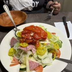 Yetty's Pizza - Antipasto Salad
