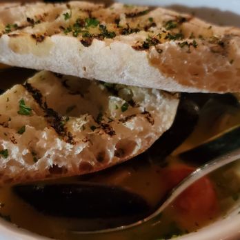 Bacari W 3rd - Bowl of mussels - Breakfast & Brunch Near Me - Los Angeles, California Bacari W 3rd - Bowl of mussels - Breakfast & Brunch Near Me - Los Angeles, California