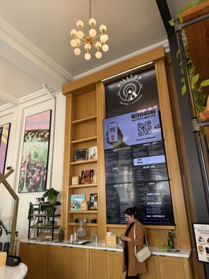 Hilltop Coffee + Kitchen - Inglewood by null