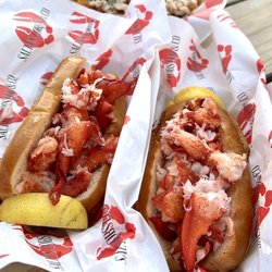 Saltys Lobster & CO - Lobster Rolls