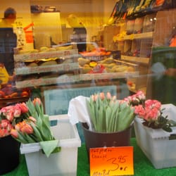 Obst & Gemüse Torsten Terheyde - Blumen im Freien