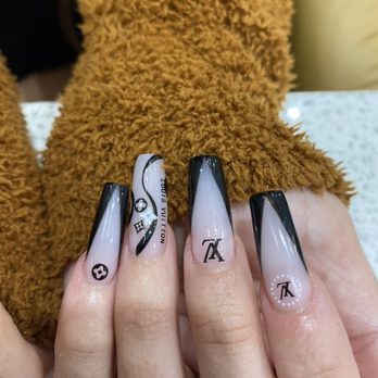 Avalon Nails & Spa - Nails by Andy - Nail Salons Near Me - West Palm Beach, Florida