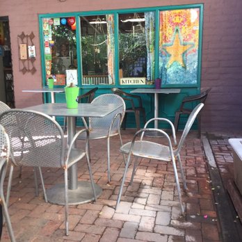 Desert Roots Kitchen - Outdoor seating - Vegan Near Me - Tempe, Arizona