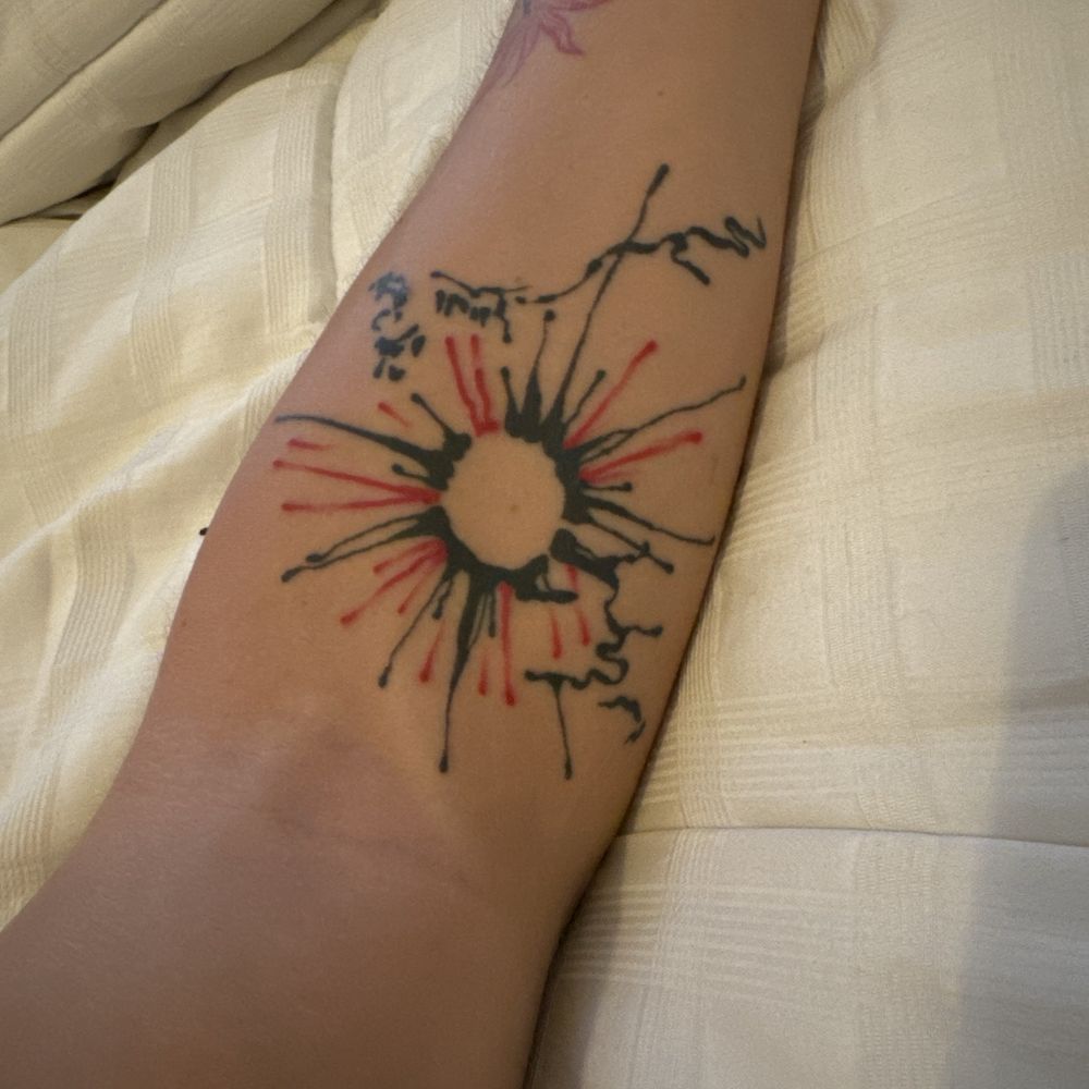 Live by the Sword Tattoo - Wanted to add red in my tattoo this is the worst tattoo I've ever gotten do not come here - Tattoo Near Me - New York, New York