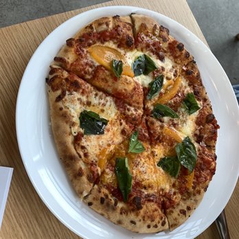 Glasshouse Kitchen - Margherita pizza - Pizza Near Me - Research Triangle, North Carolina