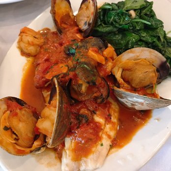 Villa Gennaro - Red snapper marechiara - Italian Near Me - Edison, New Jersey