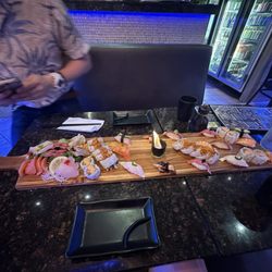 Sakana Sushi & Oyster Bar