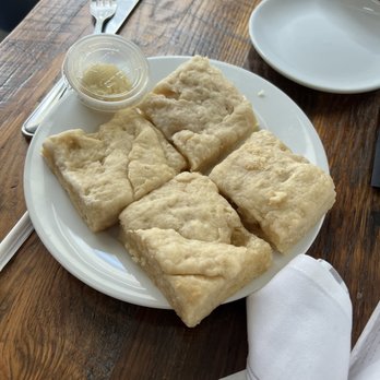 Kin Southern Table + Bar - Biscuits with honey butter - Soul Food Near Me - Providence, Rhode Island