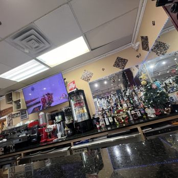 Cafe Aurora - Breakfast & Brunch Near Me - Alexandria, Virginia