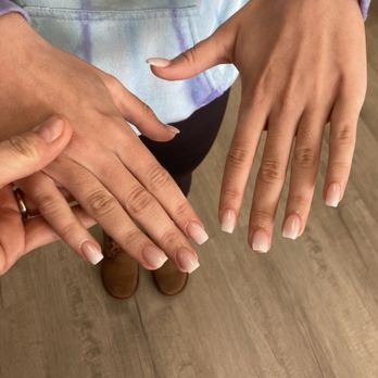 Q Nail Salon - Light pink ombré full set by Amy - Nail Salons Near Me - Petoskey, Michigan