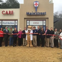 Mainstreet Family Care - Our official ribbon cutting - Feb. 2016