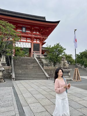 Kiyomizu-dera by null