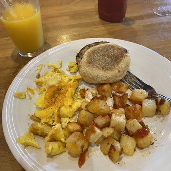 J Christopher's - Average at best more like blah no jelly either - Breakfast & Brunch Near Me - Kennesaw, Georgia J Christopher's - Average at best more like blah no jelly either - Breakfast & Brunch Near Me - Kennesaw, Georgia