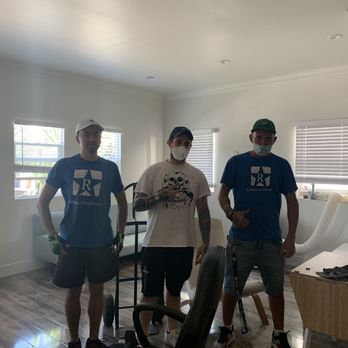 Rockstar Pro Movers - Jake and the crew - Movers Near Me - Tarzana, California Rockstar Pro Movers - Jake and the crew - Movers Near Me - Tarzana, California