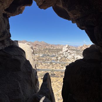 Stone Adventures - Rock Climbing Near Me - Joshua Tree, California Stone Adventures - Rock Climbing Near Me - Joshua Tree, California