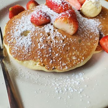 Empire Cafe - Strawberry pancakes - Breakfast & Brunch Near Me - Houston, Texas
