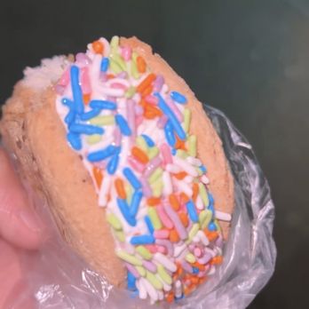 Sweet Sensations - Ice cream sandwich - Ice Cream & Frozen Yogurt Near Me - Babylon, New York