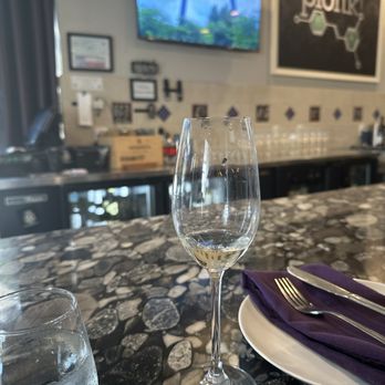 Plonk! Bistro & Wine Cellar - Wine Bars Near Me - Houston, Texas Plonk! Bistro & Wine Cellar - Wine Bars Near Me - Houston, Texas