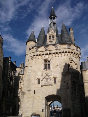 Porte Cailhau by null