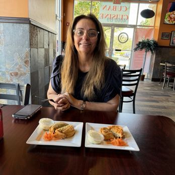 Caribbean Grill Cuban Restaurant - Happy Customer - Cuban Near Me - Coconut Creek, Florida