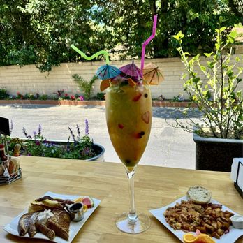 Mimosas Brunch & Bubbles - Delicious food n drinks - Breakfast & Brunch Near Me - Campbell, California