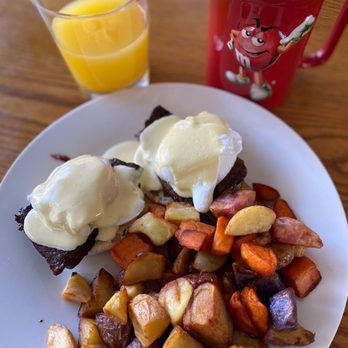 Brekkie Cafe - Final meal kit product- easy to follow instructions - Breakfast & Brunch Near Me - Calgary, Alberta