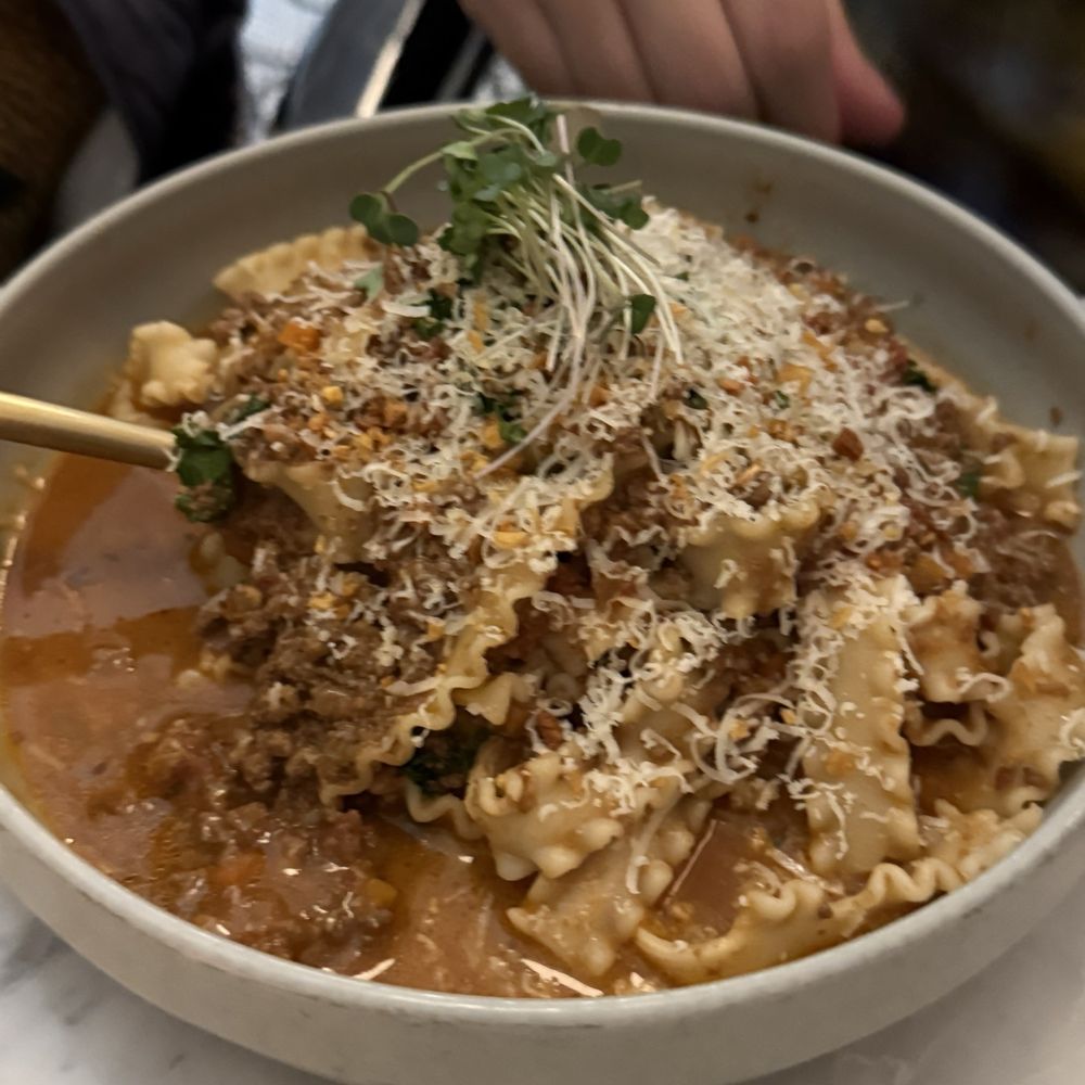 Moveable Feast - Bolognese Pasta - Cafes Near Me - Wheaton, Illinois