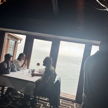 Chart House - Seafood Near Me - Monterey, California