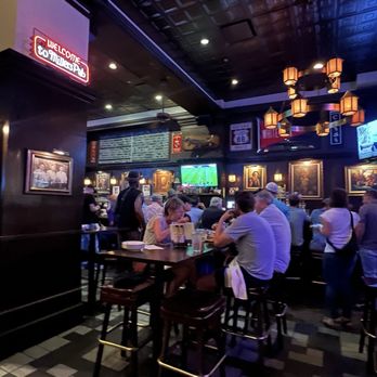 Miller's Pub - Inside - American Near Me - Chicago, Illinois Miller's Pub - Inside - American Near Me - Chicago, Illinois