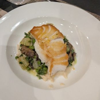 Foundation Social Eatery - New American Near Me - Alpharetta, Georgia
