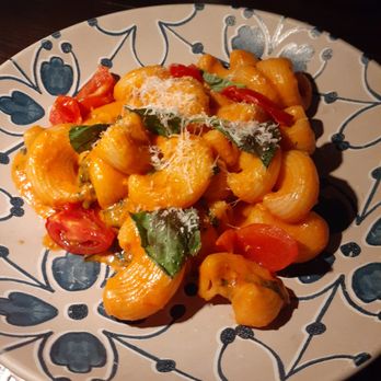 The Guest House - Spicy rigatoni - New American Near Me - Scottsdale, Arizona The Guest House - Spicy rigatoni - New American Near Me - Scottsdale, Arizona