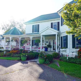 Harmony Hill Bed & Breakfast - Hotels Near Me - Sparta, North Carolina Harmony Hill Bed & Breakfast - Hotels Near Me - Sparta, North Carolina