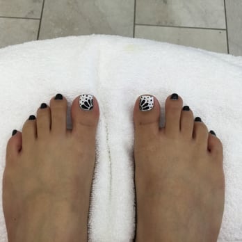 Nail Resort - Nail Salons Near Me - San Mateo, California