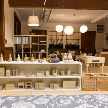 Newtowne School - our threes clasroom - Preschools Near Me - Cambridge, Massachusetts