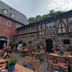 Gaststätte Posthof - Picture book court yard