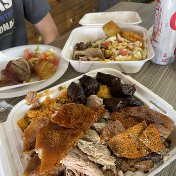 Lechonera Los Amigos - Lechon - Puerto Rican Near Me - Cidra, Puerto Rico Lechonera Los Amigos - Lechon - Puerto Rican Near Me - Cidra, Puerto Rico
