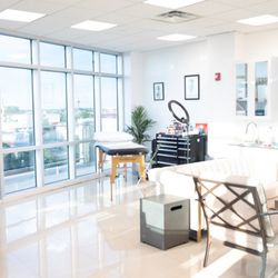 Kings of Queens Tattoo Studio - Inside Studio