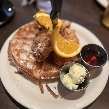 Brick & Mortar Cafe - Chicken and Waffles - Breakfast & Brunch Near Me - Albany, Oregon