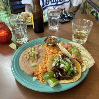 El Condor - Taco platter - Mexican Near Me - Los Angeles, California El Condor - Taco platter - Mexican Near Me - Los Angeles, California