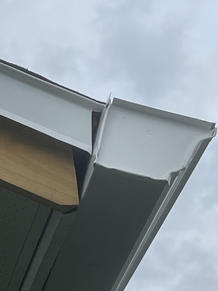 Slide of Sun Coast Roofing Services