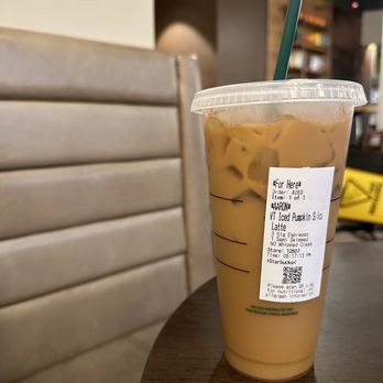 Starbucks - Venti Iced Pumpkin Spice Latte. (2022) £4.55 - Coffee & Tea Near Me - Manchester, XGM