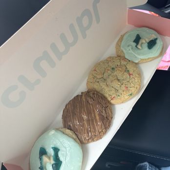 Crumbl - West Village - Bakeries Near Me - New York, New York